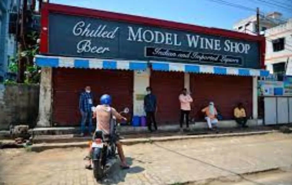 बरेली: दिनभर शराब की दुकानें खुलने का हल्ला, आदेश शाम तक गायब