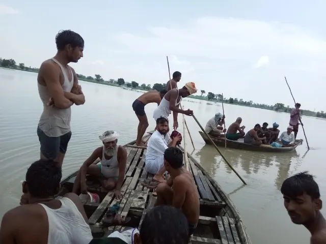 लखीमपुर-खीरी: बाढ़ में बहे युवक का तीसरे दिन शव मिला