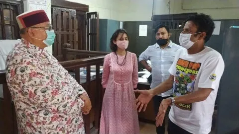 अल्मोड़ा: बॉलीवुड एक्टर मनोज बाजपेयी ने “पहाड़” में खरीदी जमीन 