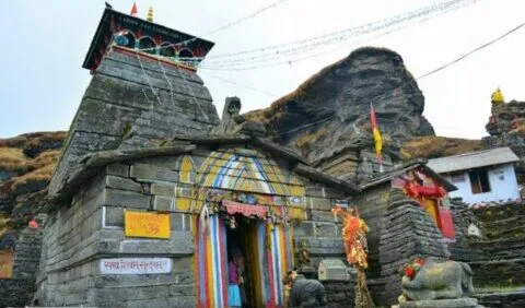 रुद्रप्रयाग: रोजाना गाय के दूध से होगा भगवान तुंगनाथ का अभिषेक, पशुपालक को सौंपी गाय