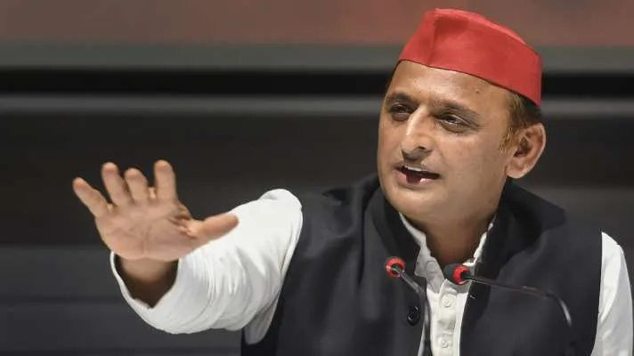लखनऊ: अखिलेश ने भाजपा पर व्यापारियों को बर्बाद करने का लगाया आरोप, बोले-गलत नीति का हो रहे शिकार