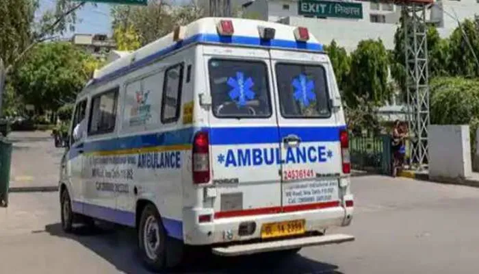 यूपी में निजी एंबुलेंस का किराया किया गया निर्धारित, अब चुकानी होगी इतनी कीमत