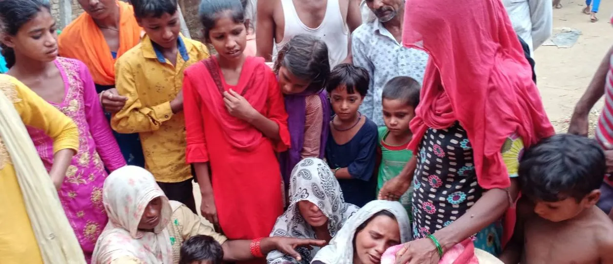 बदायूं: बकरी चराने गए तीन बच्चों की गड्ढे में डूबने से मौत
