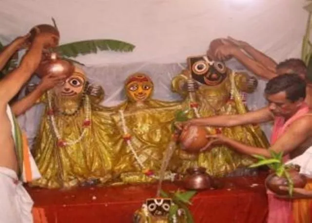 कोटा के मंदिर में भगवान ‘बीमार हैं’, भोग में अर्पित किया जा रहा तुलसी, काली मिर्च और लौंग