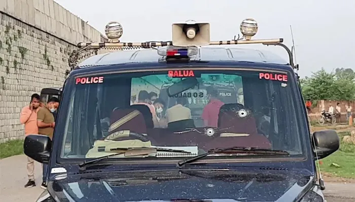 चंदौली: मुठभेड़ के बाद पुलिस ने अपहृत डॉक्टर को छुड़ाया, बदमाशों से 40 लाख रुपए बरामद