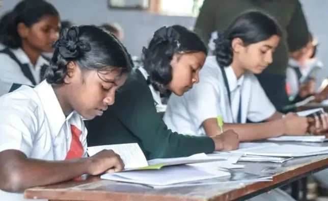 तमिलनाडु में 12वीं बोर्ड की परीक्षा रद्द, अंक देने के लिए पैनल की घोषणा