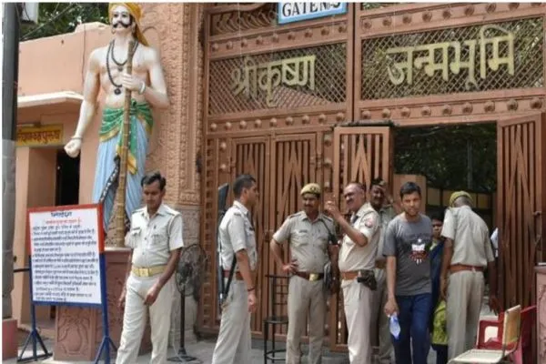 यूपी में धार्मिक स्थलों की सुरक्षा के लिए विशेष बटालियन गठित, चप्पे-चप्पे पर होगी नजर