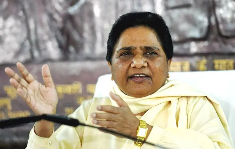 मायावती ने अखिलेश पर साधा निशाना, कहा- सपा मुखिया को स्थानीय नेताओं पर नहीं रहा भरोसा