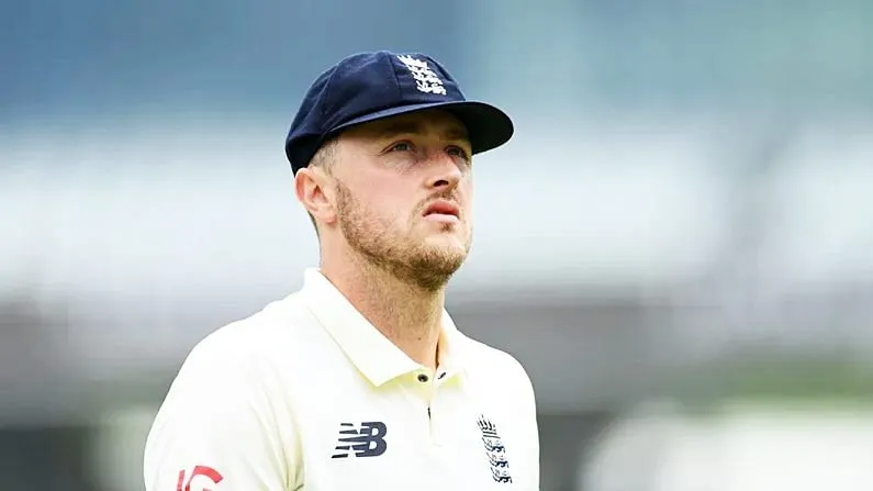 तेज गेंदबाज ओली रॉबिन्सन को पुरानी गलतियों की मिली सजा, ईसीबी ने किया निलंबित