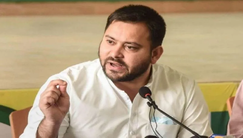 तेजस्वी बोले- विपक्षी गठबंधन का आधार कांग्रेस हो, चिराग पासवान को दिया ‘ऑफर’