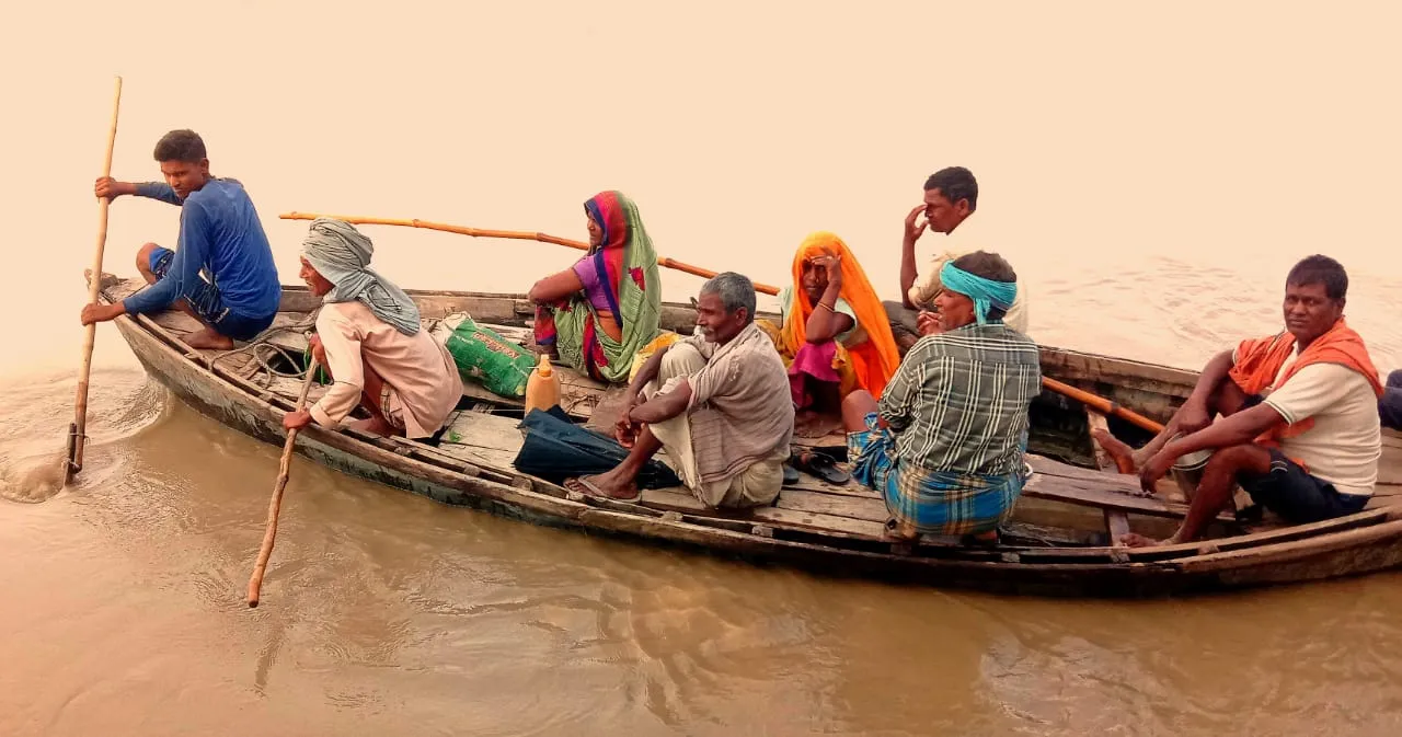 बाराबंकी: कोटवाधाम नदी का बढ़ा जलस्तर, नहीं रुक रही है तेलवारी गांव की कटान, कटान क्षेत्र में तैनात की गई पीएससी