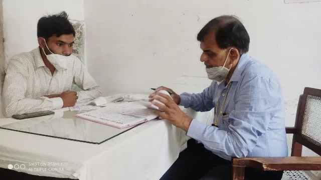 Doctor Day Special: 10 माह से बिना छुट्टी लिए की संक्रमितों की सेवा
