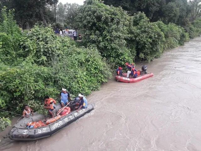 पीलीभीत: बाइक से उछलकर नहर में गिरा युवक डूबा