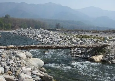 गरमपानी: कोसी के उफान से टक्कर लेंगे बाढ़ सुरक्षा के कार्य