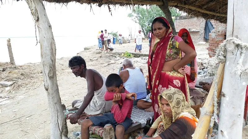 लखीमपुर-खीरी: शारदा ने वीरान कर दिया मंझरी अहिराना गांव