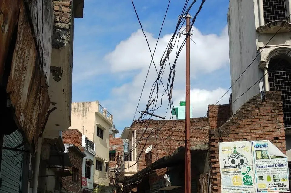 बरेली: हादसों के बाद अब जर्जर तार बदलवाने की तैयारी, सर्वे होगा