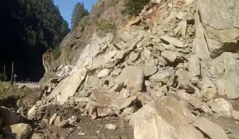 टनकपुर: सात दिन बाद भी नहीं खुल सका पूर्णागिरि मार्ग, यात्री परेशान