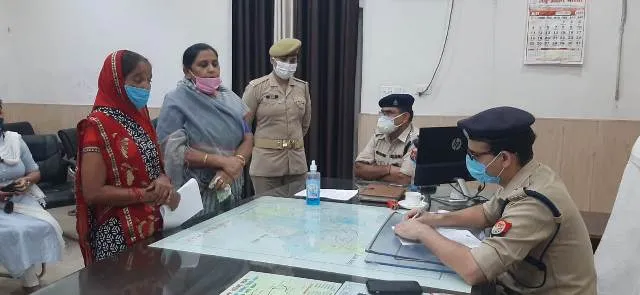 बरेली: वोट के लिए प्रत्याशी पति का अपहरण