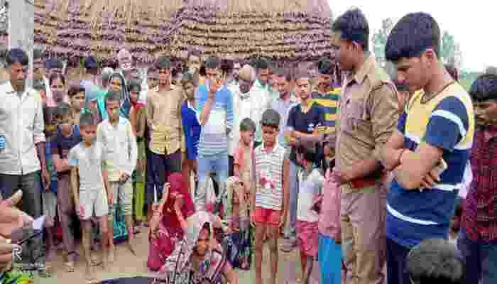 सीतापुर: विद्युत पोल के स्टे पर उतरा करंट, चपेट में आने से किशोर की मौत