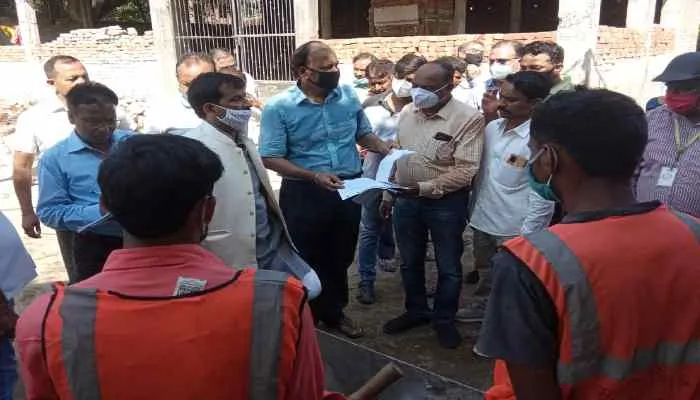 अयोध्या: ड्यूटी से गायब मिले 11 सफाईकर्मी, भड़के महापौर, दिया यह बड़ा निर्देश