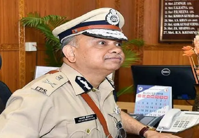 दिल्ली पुलिस आयुक्त ने संसद और यातायात पर किया ऐसा ट्विट सब हो गए अश्चर्यचकित