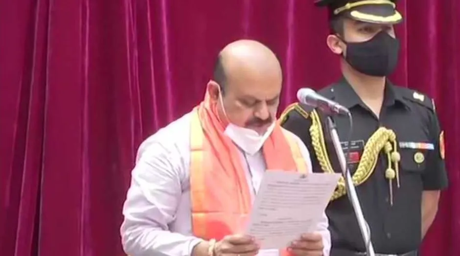कर्नाटक में लिंगायत समुदाय के नेता को सौंपी गई कमान, बसवराज बोम्मई बने मुख्यमंत्री