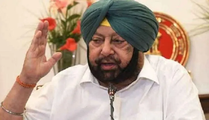 पंजाब सियासत: सिद्धू की दिल्ली दौड़ से आगे निकलने की होड़, सोनिया गांधी से मिलने पहुंचे मुख्यमंत्री अमरिंदर