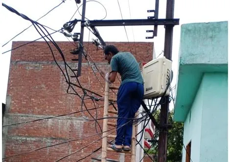 बरेली: लो-वोल्टेज के कारण किला उपकेन्द्र से जुड़े उपभोक्ता परेशान