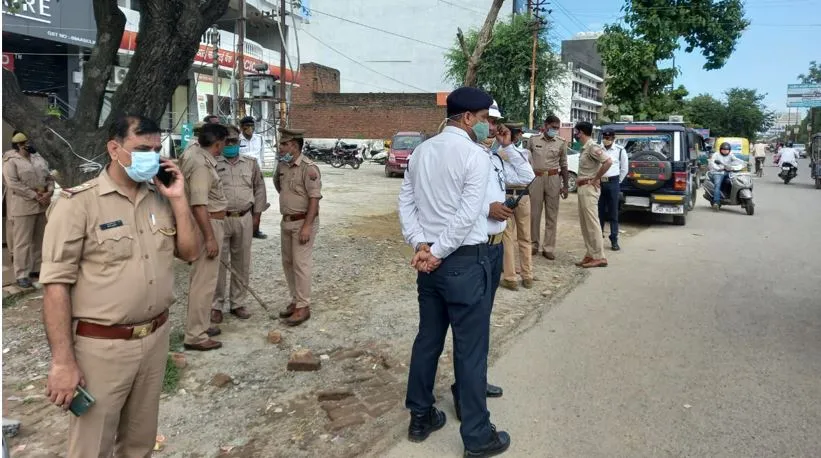 बरेली: तेज रफ्तार रोडवेज बस ने महिला को कुचला, लोगो ने लगाया जाम