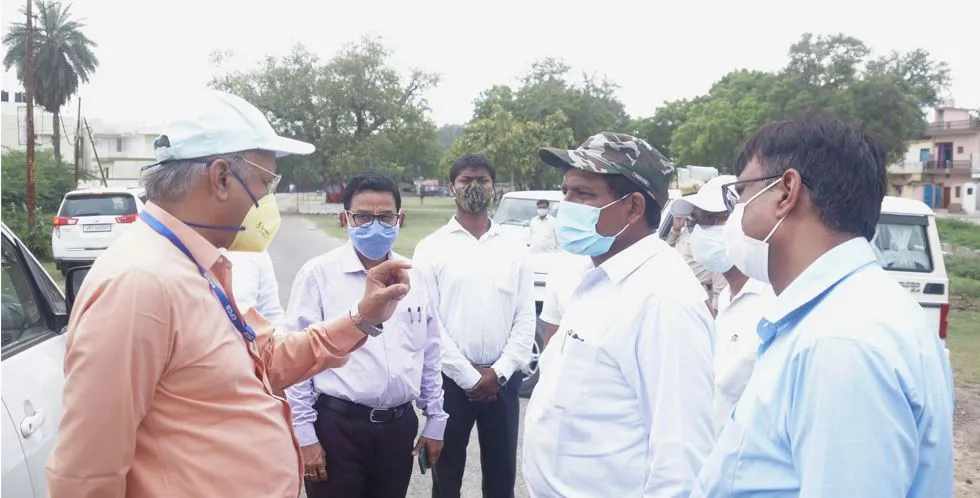 बरेली: निर्माण स्थलों पर धूल और प्रदूषण देख नाराज हुई प्रदूषण बोर्ड की टीम