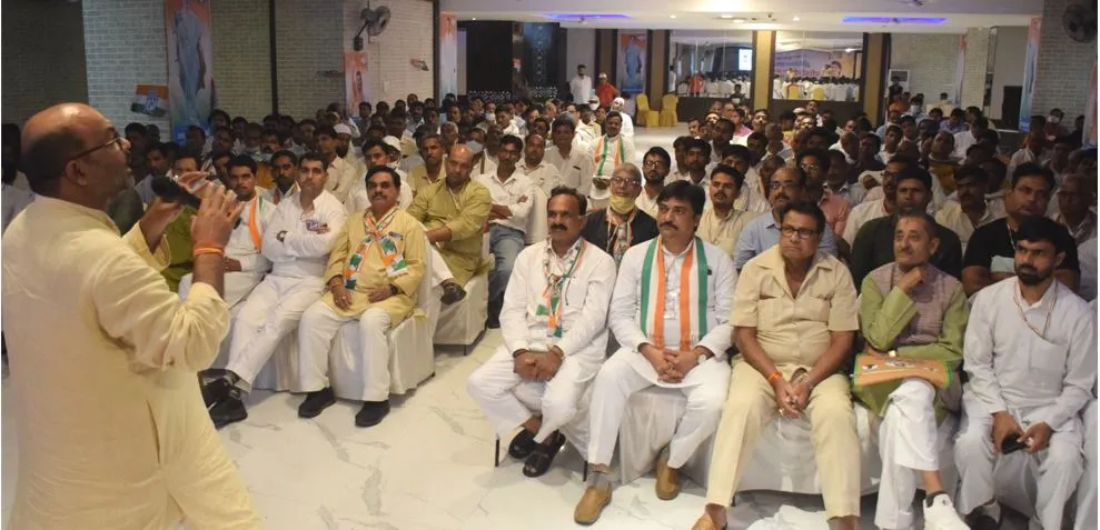 बरेली: कांग्रेस प्रदेश अध्यक्ष अजय कुमार लल्लू बोले- देश को बेचने में लगी है भाजपा