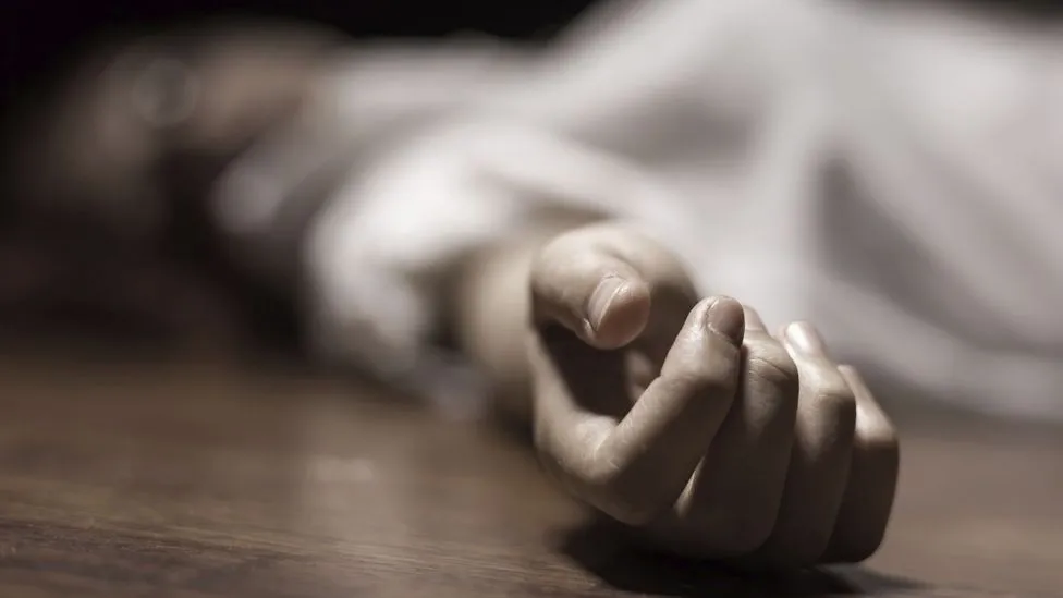 पीलीभीत: बाइक से होटल पहुंचा युगल, कमरे में गया और कुछ देर बाद… महिला की मिली लाश