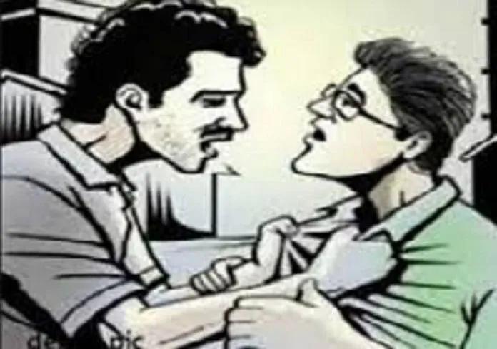 बरेली: बजरंग ढाबे के मालिक ने पलटा गरीब का खोखा, दी जान से मारने की धमकी