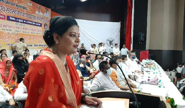 मुरादाबाद : डॉ. शेफाली सिंह ने ली जिला पंचायत अध्यक्ष पद की शपथ, कहा – मेरी जिंदगी का यादगार दिन