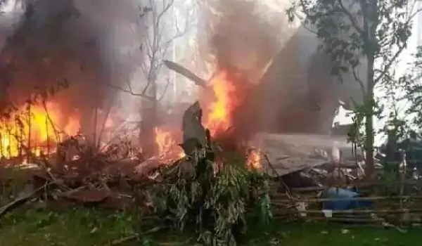 फिलीपींस के विमान दुर्घटना में मृतकों की संख्या 50 तक पहुंची, 49 घायल