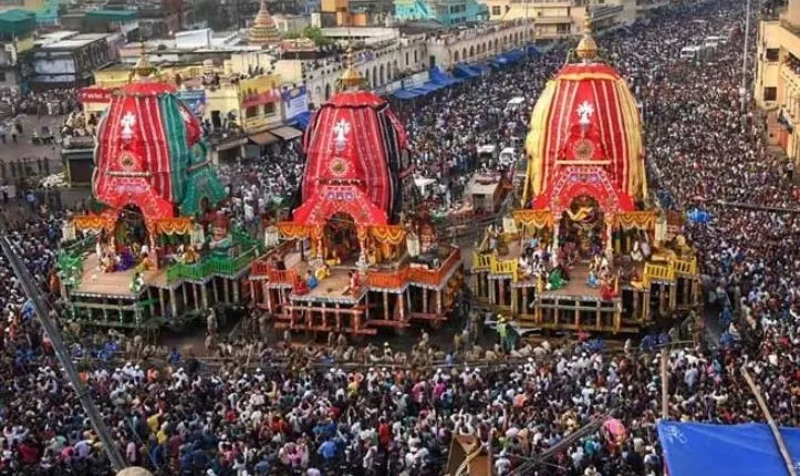 पुरी में श्रद्धालुओं के बिना रथ यात्रा उत्सव शुरू, लगाई गईं सख्त पाबंदियां