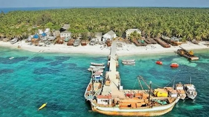 वाम दल के सांसदों को लक्षद्वीप में आने की मनाही, प्रशासन ने इजाजत देने से किया इंकार