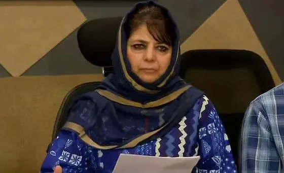 Kulgam Encounter की वैधता पर महबूबा मुफ्ती ने उठाया सवाल, कहा- आरोपों पर सफाई दे सरकार