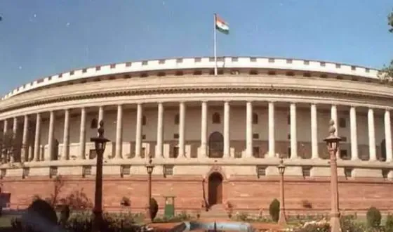 Parliament Monsoon Session: पहले दिन हंगामेदार रहा सत्र, राज्यसभा की कार्यवाही दिन भर के लिए स्थगित
