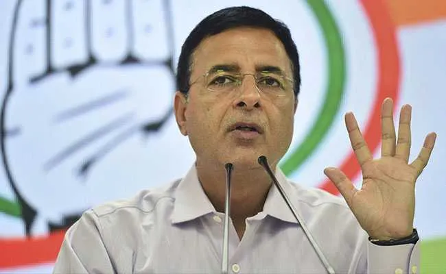किसानों की मौत पर बोले सुरजेवाला, कहा काले कानूनों की वापसी ही होगी सच्ची श्रद्धांजलि