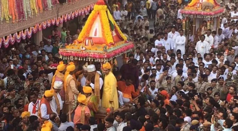 गुजरात सरकार ने दी रथयात्रा को मंजूरी, कर्फ्यू के बीच निकलेगी भगवान की सवारी