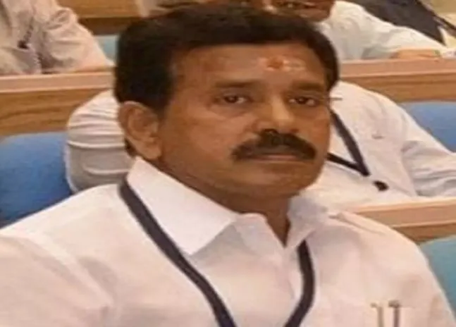 AIADMK के मंत्री थोप्पू एनडी वेंकटचलम DMK में हुए शामिल