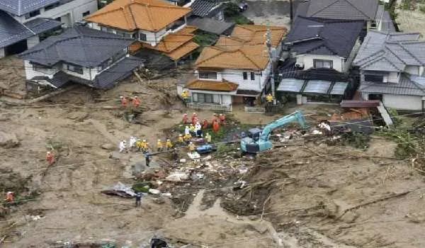 जापान में भूस्खलन के बाद बचाव अभियान ने पकड़ा जोर, 130 मकान हुए थे क्षतिग्रस्त