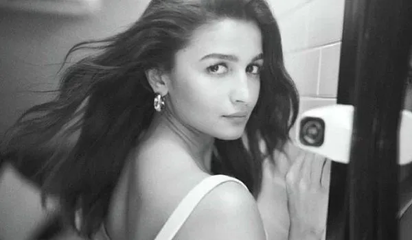 ऑरेलिया ब्रांड के लिए टीसीएनएस क्लोदिंग ने आलिया भट्ट के साथ किया समझौता