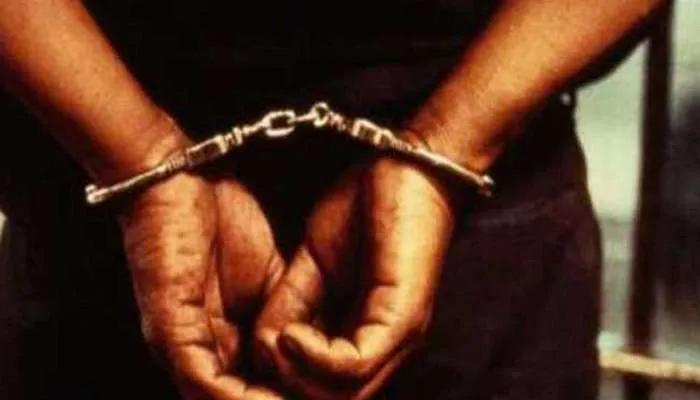 धर्मांतरण: गिरफ्तार सलाउद्दीन को लाया गया लखनऊ, खुल सकते हैं कई और राज