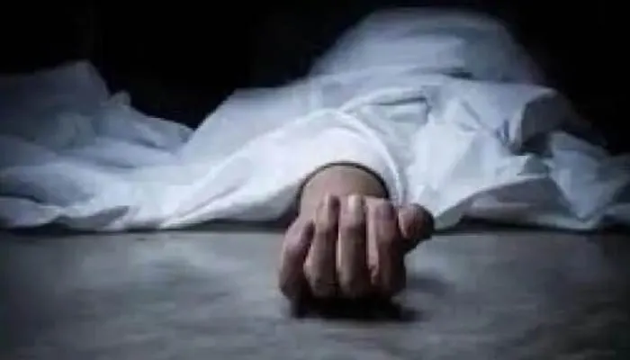 बाराबंकी: दुकानदार ने लगाया चोरा आरोप, युवक ने फांसी लगाकर की आत्महत्या