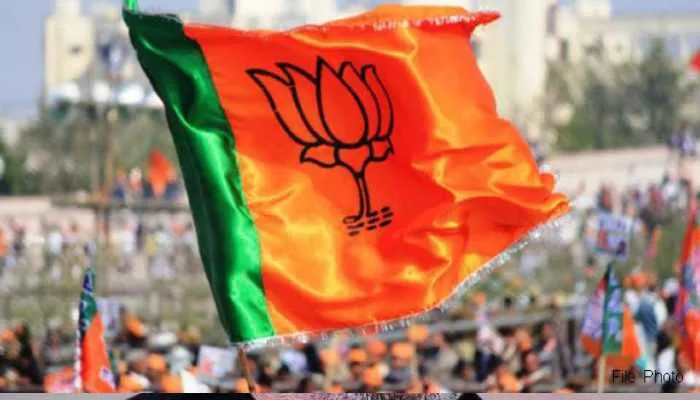 कन्नौज: भाजपा कार्यकर्ताओं ने पत्रकार से की बदसलूकी, बंधक बनाकर तोड़ी आईडी