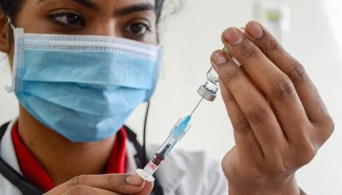 यूपी ने कोरोना टीकाकरण में रचा इतिहास, 31 अगस्त तक 10 करोड़ का लक्ष्य
