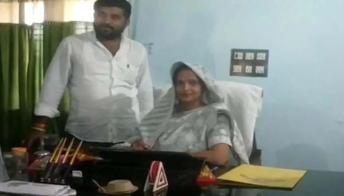 कन्नौज: जिपं. अध्यक्ष प्रिया शाक्य ने संभाला पदभार, दिया यह बड़ा निर्देश