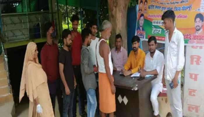 गोरखपुर: भाजयुमो मुफ्त-वैक्सीनेशन अभियान में सैकड़ों लोगों ने कराया रजिस्ट्रेशन